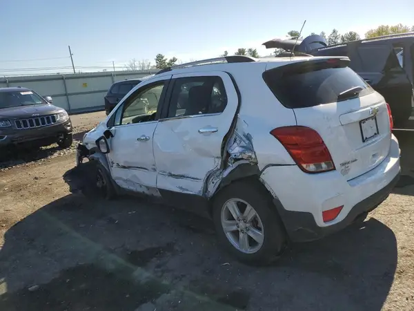 3GNCJPSB5LL302853 2020 CHEVROLET TRAX - Image 2