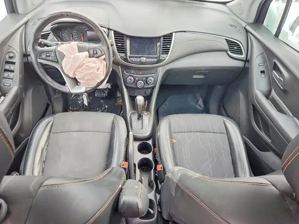 3GNCJPSB5LL313058 2020 CHEVROLET TRAX - Image 8