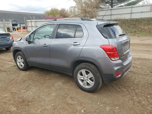 3GNCJPSB5LL331754 2020 CHEVROLET TRAX - Image 2