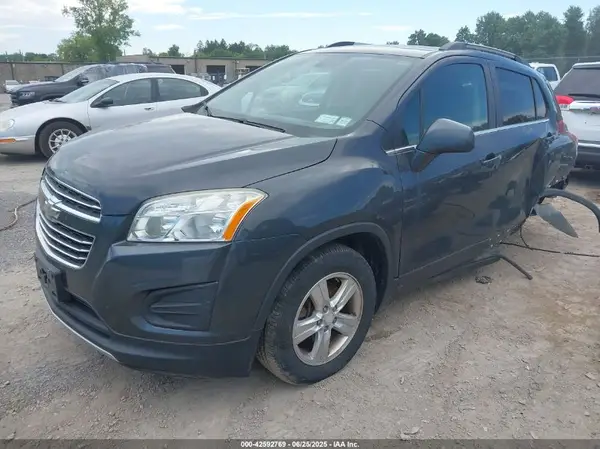 3GNCJPSB6GL158865 2016 CHEVROLET TRAX - Image 2