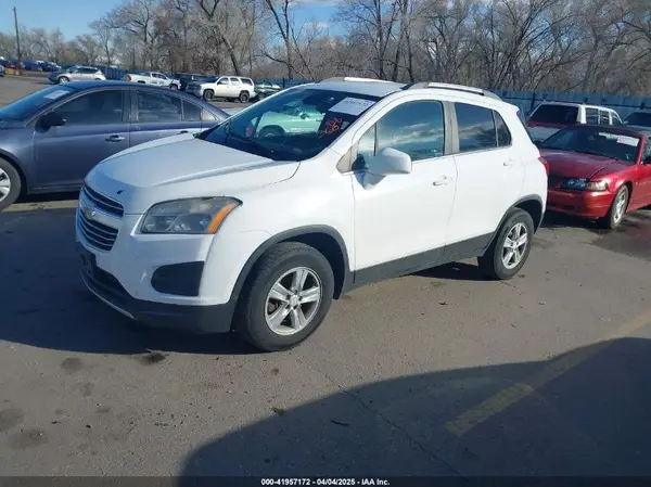 3GNCJPSB6GL162818 2016 CHEVROLET TRAX - Image 2