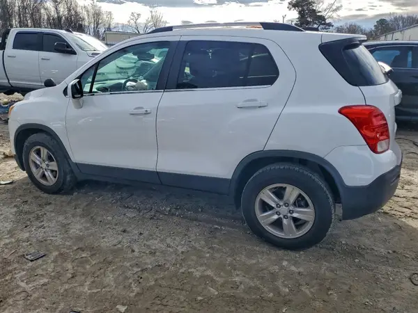 3GNCJPSB6GL185144 2016 CHEVROLET TRAX - Image 2