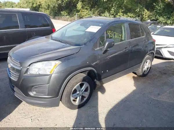 3GNCJPSB6GL215260 2016 CHEVROLET TRAX - Image 2