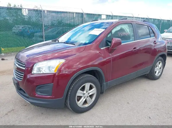 3GNCJPSB6GL217462 2016 CHEVROLET TRAX - Image 2