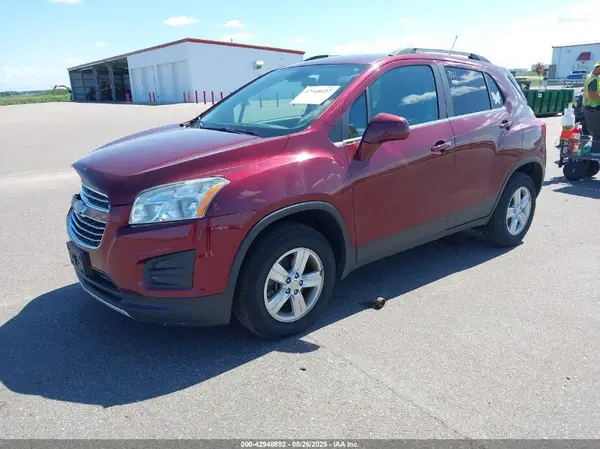 3GNCJPSB6GL262191 2016 CHEVROLET TRAX - Image 2