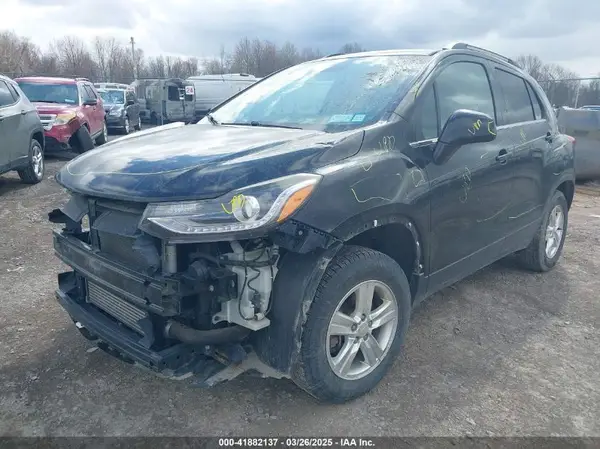3GNCJPSB6HL139931 2017 CHEVROLET TRAX - Image 2