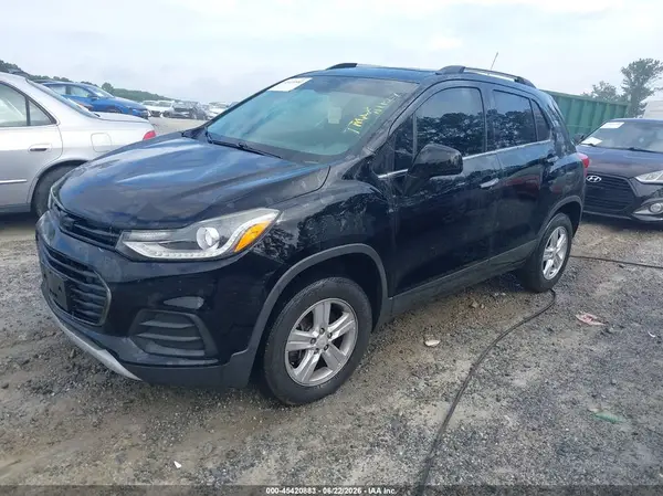 3GNCJPSB6HL173609 2017 CHEVROLET TRAX - Image 2