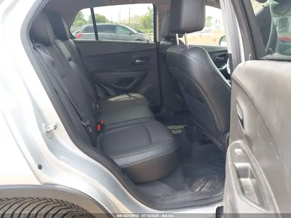 3GNCJPSB6HL198770 2017 CHEVROLET TRAX - Image 8