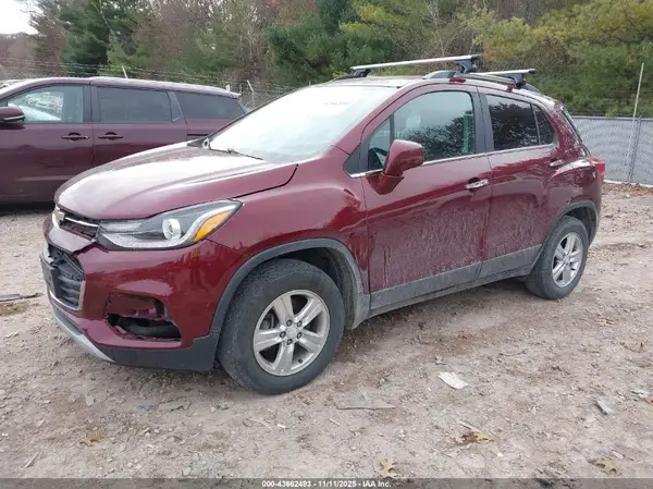 3GNCJPSB6HL208732 2017 CHEVROLET TRAX - Image 2