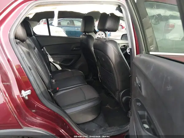3GNCJPSB6HL239723 2017 CHEVROLET TRAX - Image 8