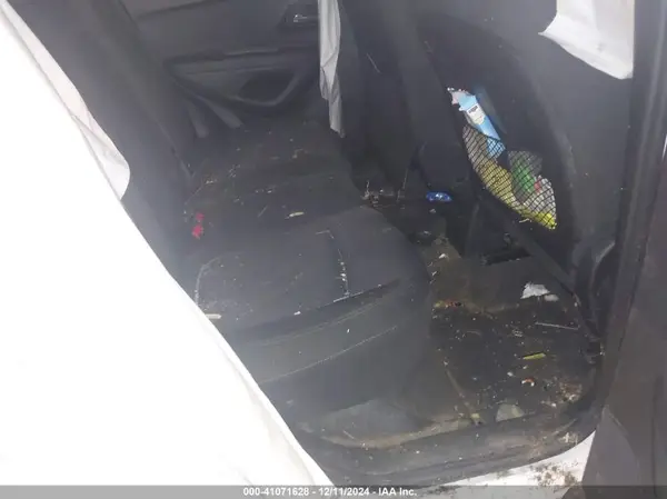 3GNCJPSB6HL281809 2017 CHEVROLET TRAX - Image 8