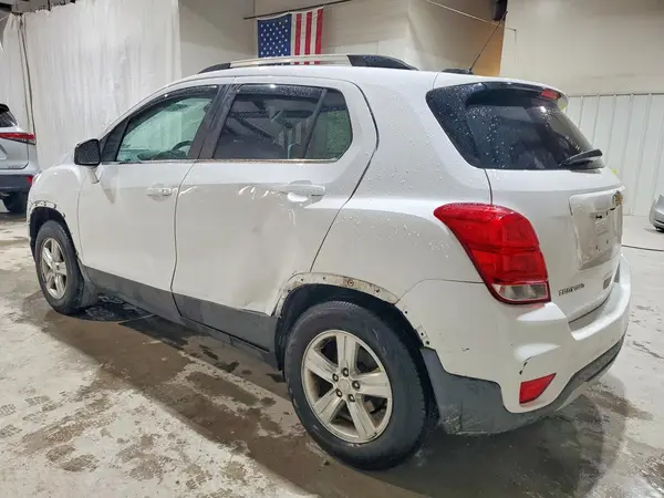 3GNCJPSB6JL147890 2018 CHEVROLET TRAX - Image 2