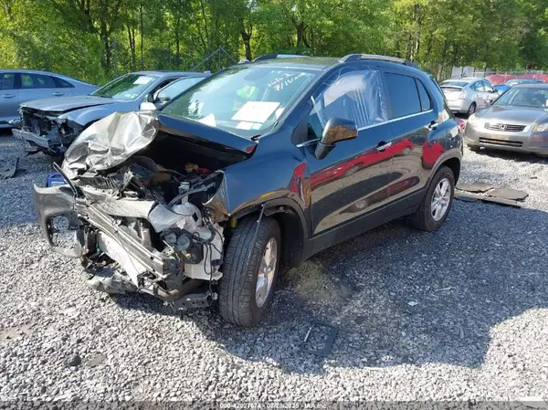 3GNCJPSB6JL163037 2018 CHEVROLET TRAX - Image 2