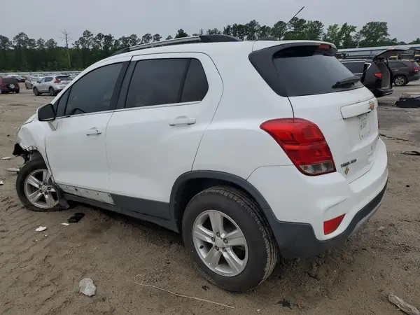 3GNCJPSB6JL195650 2018 CHEVROLET TRAX - Image 2