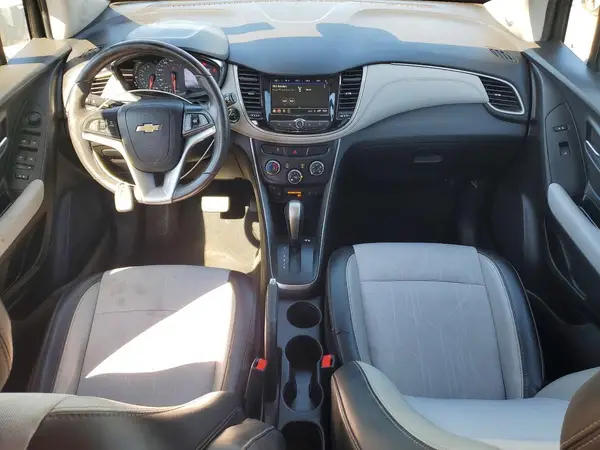 3GNCJPSB6JL258746 2018 CHEVROLET TRAX - Image 8