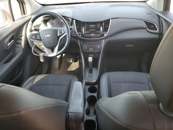 3GNCJPSB6JL258911 2018 CHEVROLET TRAX - Image 8