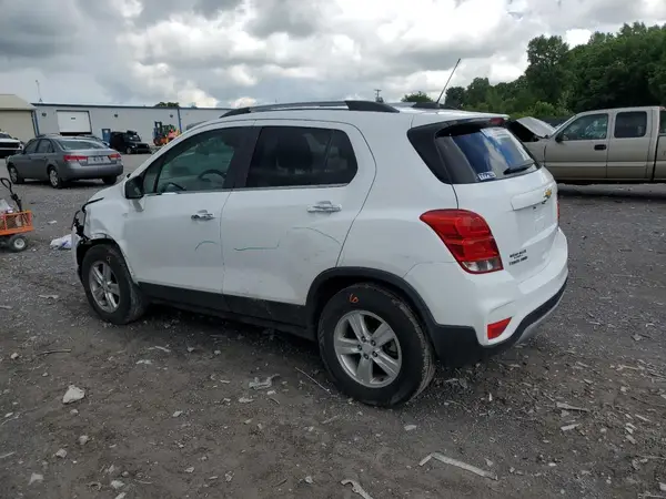 3GNCJPSB6JL294775 2018 CHEVROLET TRAX - Image 2