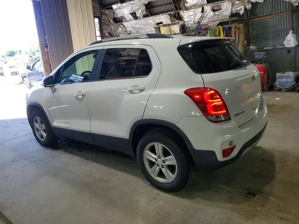 3GNCJPSB6JL338788 2018 CHEVROLET TRAX - Image 2