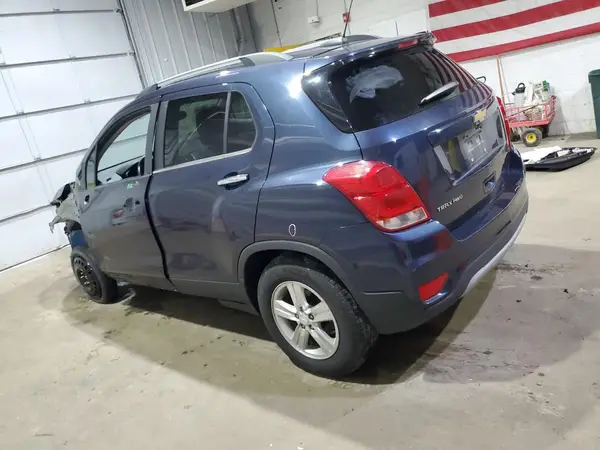 3GNCJPSB6JL362055 2018 CHEVROLET TRAX - Image 2
