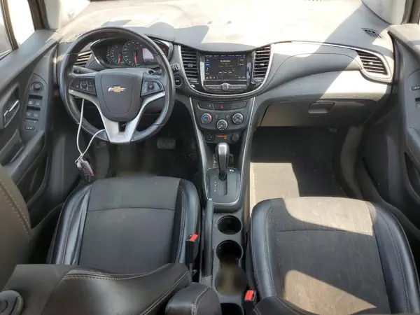 3GNCJPSB6JL377588 2018 CHEVROLET TRAX - Image 8