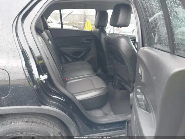 3GNCJPSB6KL134557 2019 CHEVROLET TRAX - Image 8