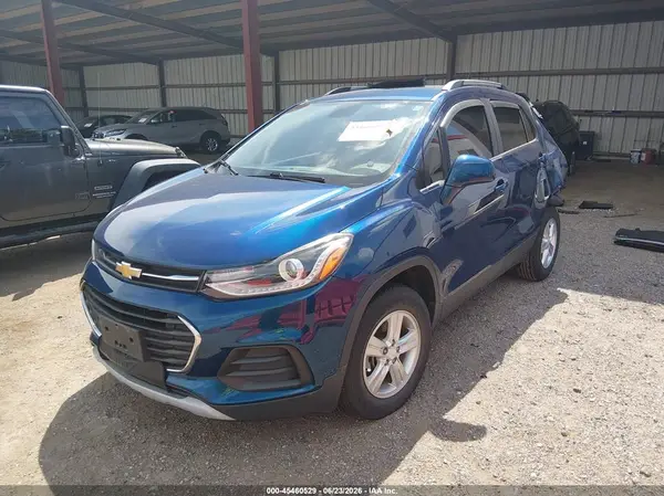 3GNCJPSB6KL192698 2019 CHEVROLET TRAX - Image 2