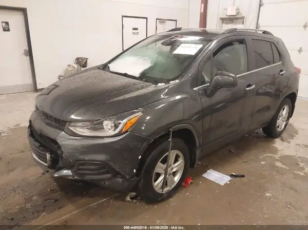 3GNCJPSB6KL200850 2019 CHEVROLET TRAX - Image 2