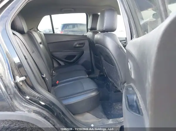 3GNCJPSB6KL226705 2019 CHEVROLET TRAX - Image 8