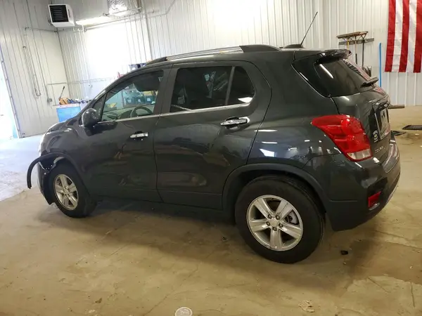 3GNCJPSB6KL259297 2019 CHEVROLET TRAX - Image 2