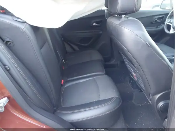 3GNCJPSB6KL262992 2019 CHEVROLET TRAX - Image 8