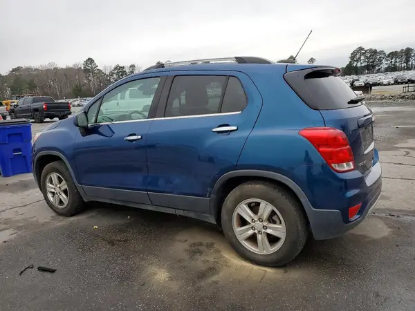 3GNCJPSB6KL317327 2019 CHEVROLET TRAX - Image 2