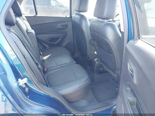 3GNCJPSB6KL385529 2019 CHEVROLET TRAX - Image 8