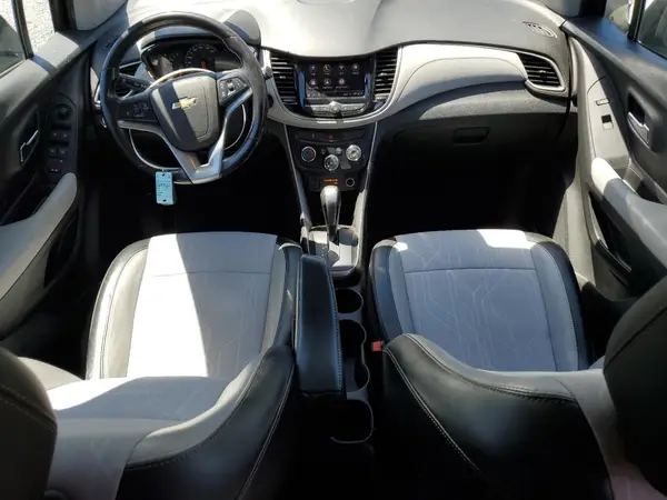 3GNCJPSB6LL127304 2020 CHEVROLET TRAX - Image 8