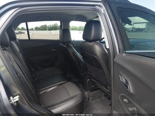 3GNCJPSB6LL150663 2020 CHEVROLET TRAX - Image 8