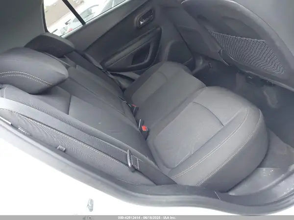 3GNCJPSB6LL209856 2020 CHEVROLET TRAX - Image 8