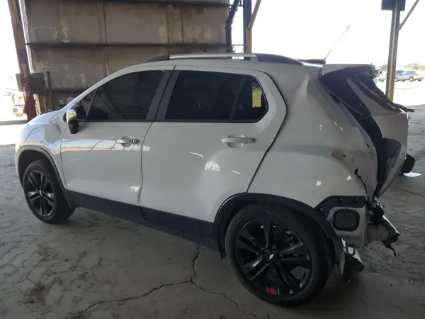 3GNCJPSB6LL230013 2020 CHEVROLET TRAX - Image 2