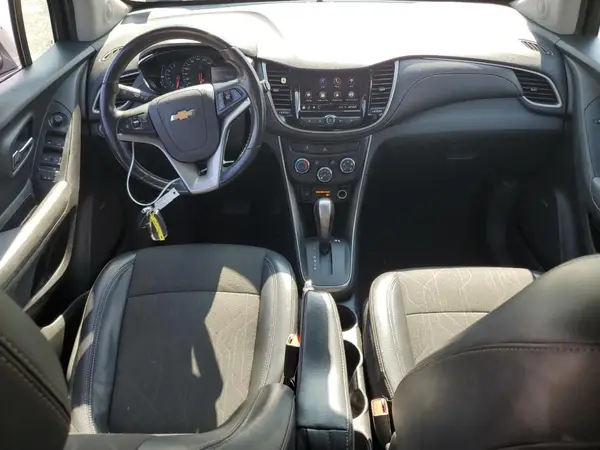 3GNCJPSB6LL230982 2020 CHEVROLET TRAX - Image 8