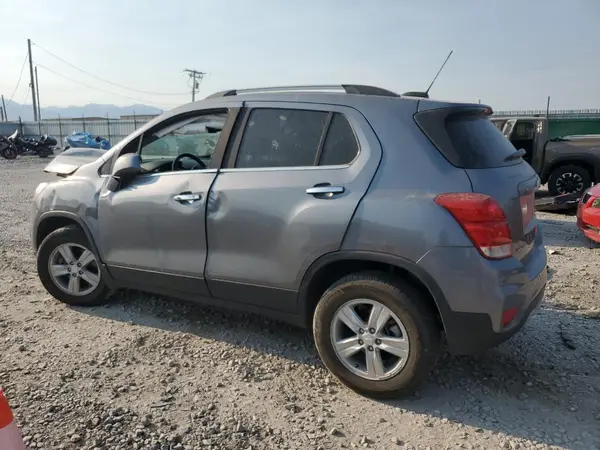 3GNCJPSB6LL320648 2020 CHEVROLET TRAX - Image 2