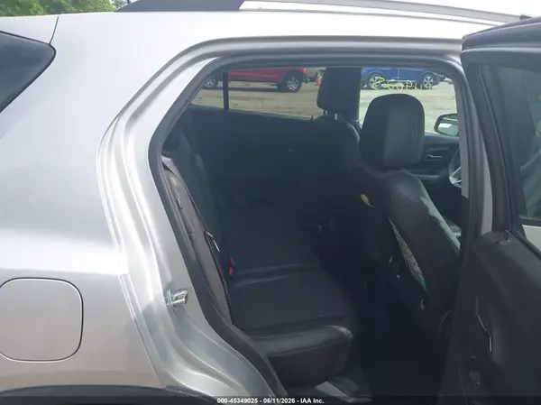 3GNCJPSB6LL339054 2020 CHEVROLET TRAX - Image 8