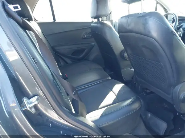 3GNCJPSB7GL139189 2016 CHEVROLET TRAX - Image 8