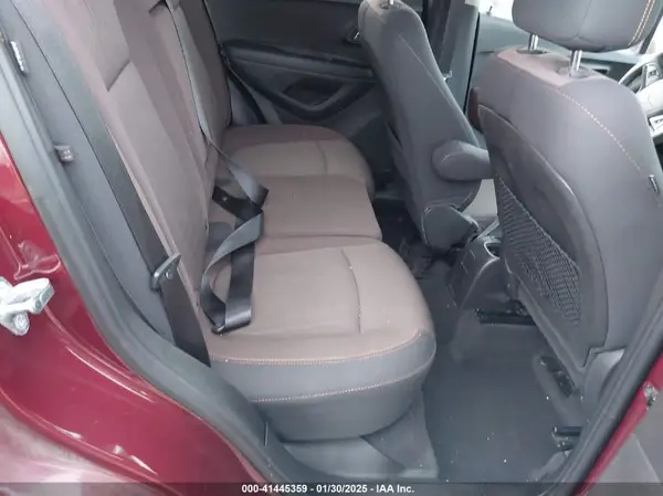 3GNCJPSB7GL147132 2016 CHEVROLET TRAX - Image 8