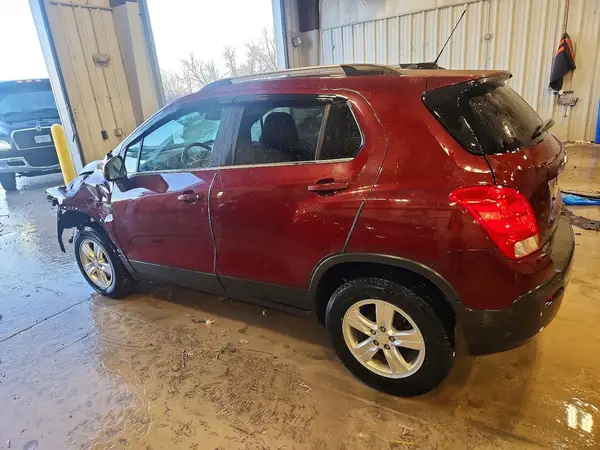 3GNCJPSB7GL186609 2016 CHEVROLET TRAX - Image 2