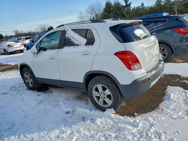 3GNCJPSB7GL198758 2016 CHEVROLET TRAX - Image 2
