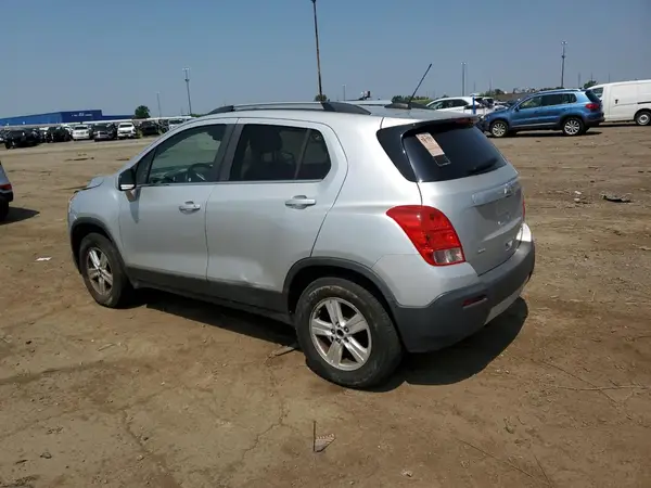 3GNCJPSB7GL235288 2016 CHEVROLET TRAX - Image 2