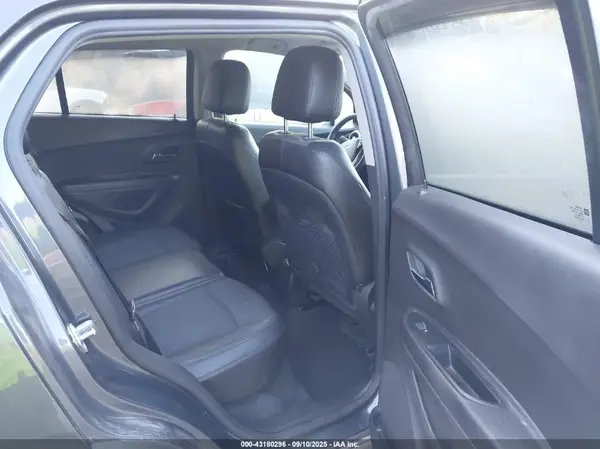 3GNCJPSB7GL249045 2016 CHEVROLET TRAX - Image 8