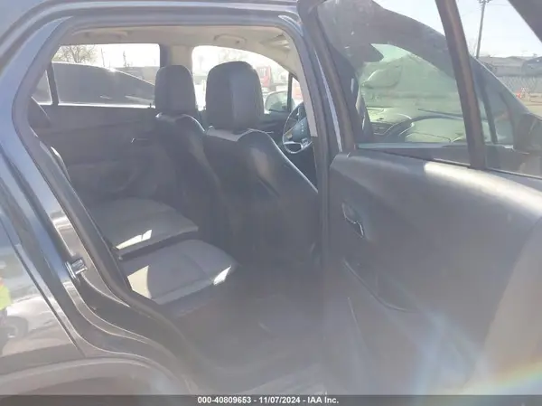 3GNCJPSB7GL265388 2016 CHEVROLET TRAX - Image 8