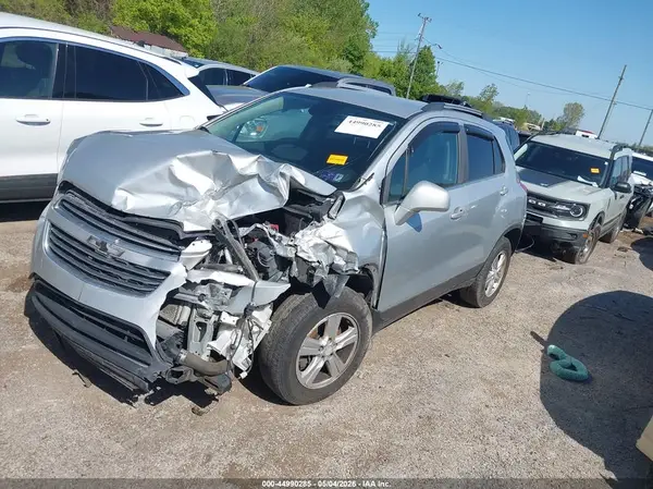 3GNCJPSB7GL270414 2016 CHEVROLET TRAX - Image 2