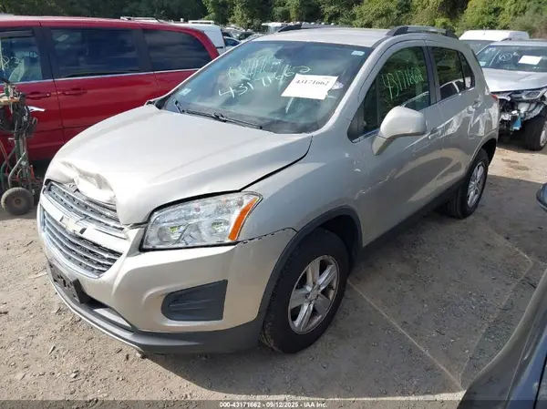 3GNCJPSB7GL270929 2016 CHEVROLET TRAX - Image 2