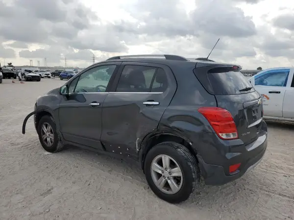 3GNCJPSB7HL151103 2017 CHEVROLET TRAX - Image 2