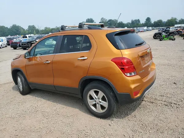 3GNCJPSB7HL171836 2017 CHEVROLET TRAX - Image 2